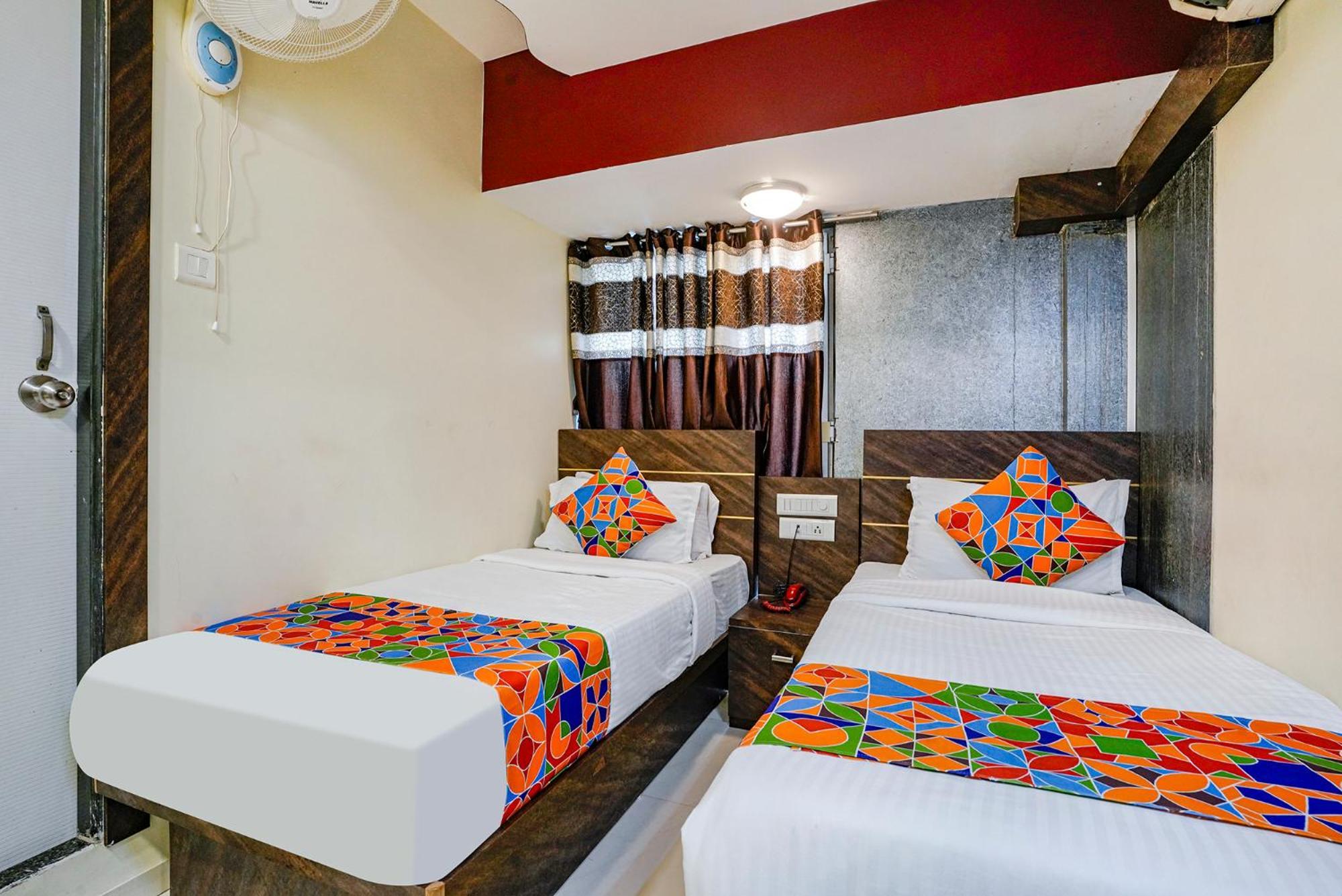 Fabexpress Amber Corp Inn - Nr Nesco Exhibition Center Mumbai Exterior photo