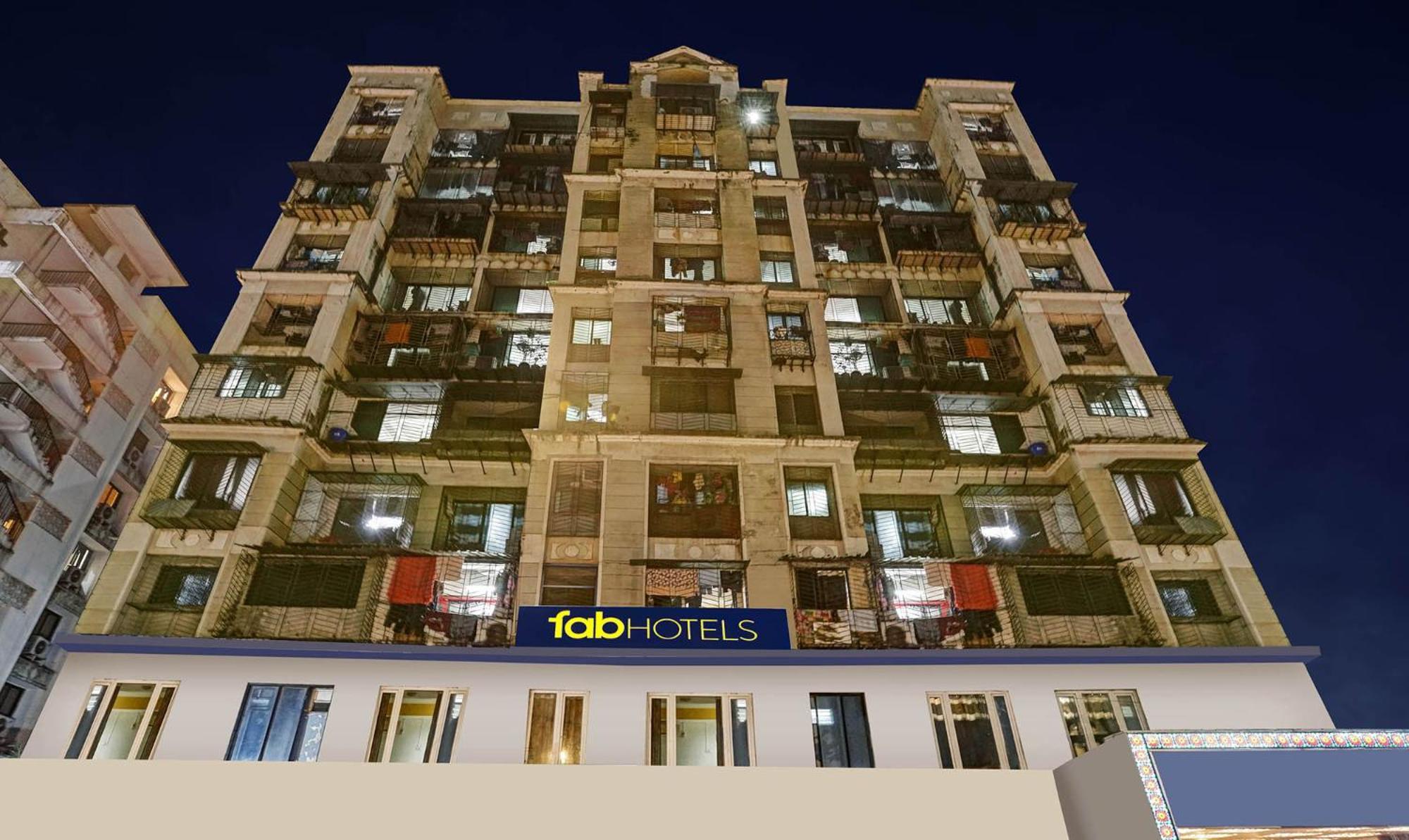 Fabexpress Amber Corp Inn - Nr Nesco Exhibition Center Mumbai Exterior photo